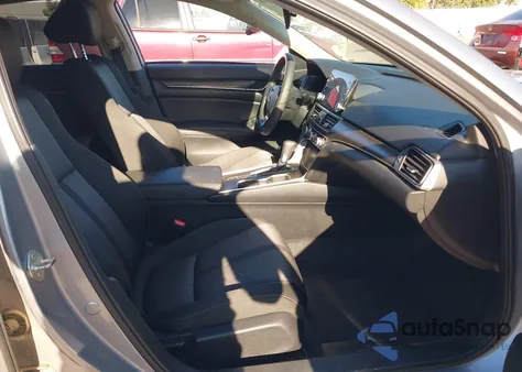 2020 Honda Accord Ex z USA, uszkodzony, nr VIN 1HGCV1F41LA102552